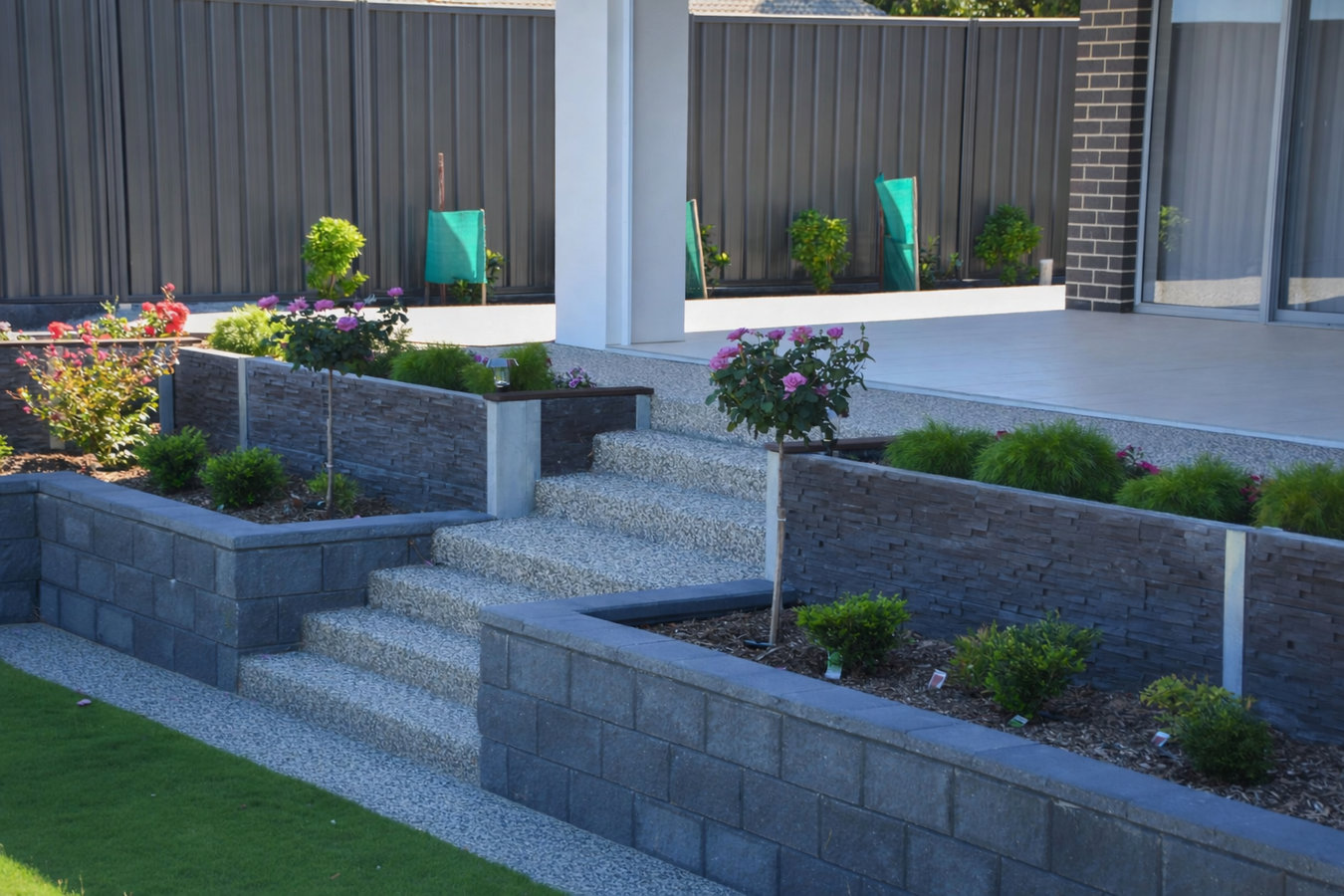 Concrete retaining walls in Buena Park, CA